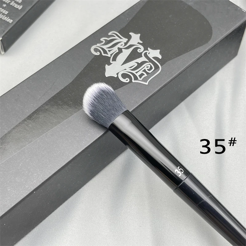

KVD N°35 Lock-It Angled Concealer Makeup Brush -Broom Shape Concealer Brush Face Shadow Liquid Foundation Concealer Blending K35