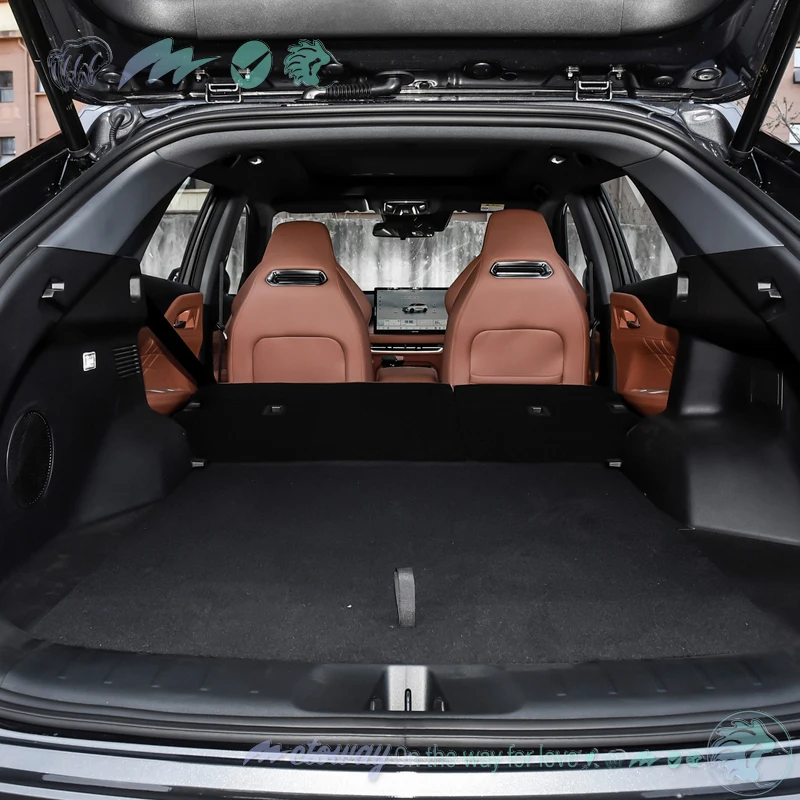 Для Changan UNI-Z 2024 подходящий под заказ коврик для багажника автомобиля всесезонный