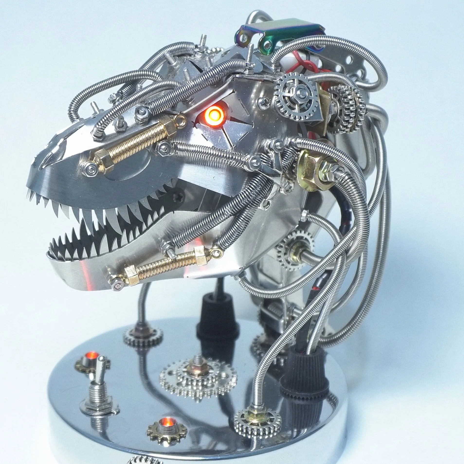 25 удивительных конструкторов из металла в стиле 'Стимпанк'⁠⁠