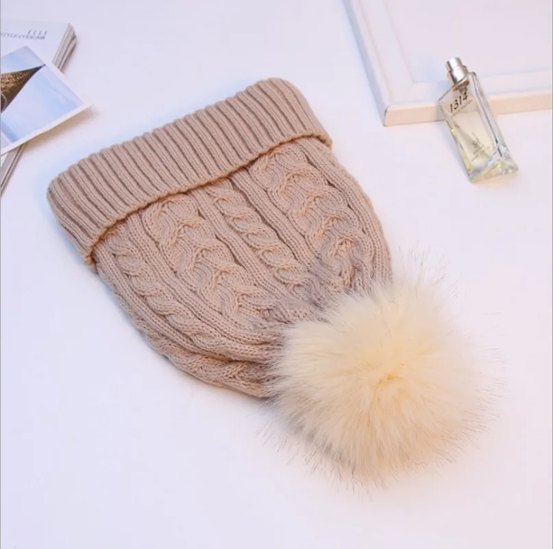 Women Winter Bonnet Soft Thick Beanies Fleece Lined Dual Layer Faux Fur Pom Pom Knitted Hats Fashion Outdoor Sports Skullies  Ca images - 6