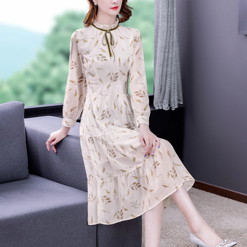 

2023 New White Print Chiffon Ruffled Collar Midi Dress Summer Boho Fashion Light Beach Dress Women Korean Elegant Bodycon Dress