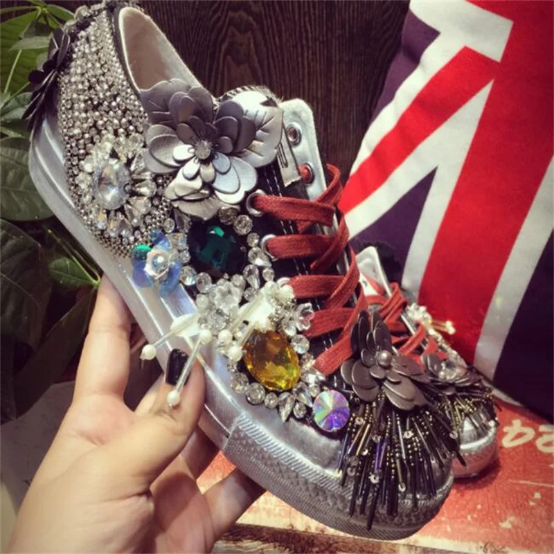 

Heavy industry tide brand do old rhinestone sequins wild casual flat skateboard shoes canvas shoes 35-46