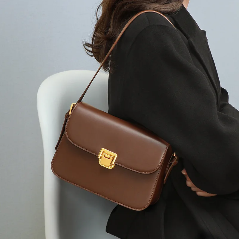 2022 Women New Fashion Messenger Bag Autumn and Winter Tide Tofu Bag Leather Underarm Bag Commuter All-match Shoulder Bag