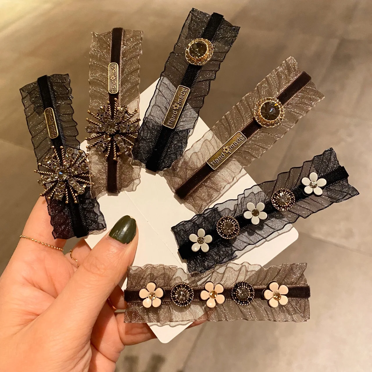 

2022 Korean High Quality Retro Lace Czech Snowflake Hair Clip Bangclip Floral Girls Accessories for Women Barette Cheveux Femme