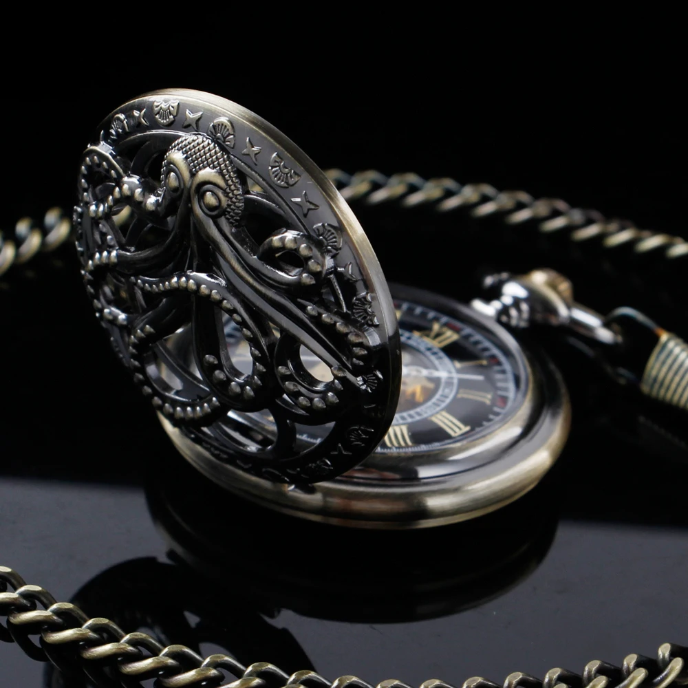 Cthulhu Octopus Hollow Out Mechanical Manual Winding Pocket Watch Gold Roman Digital Skull Dial Pendant Automatic Antique Clock