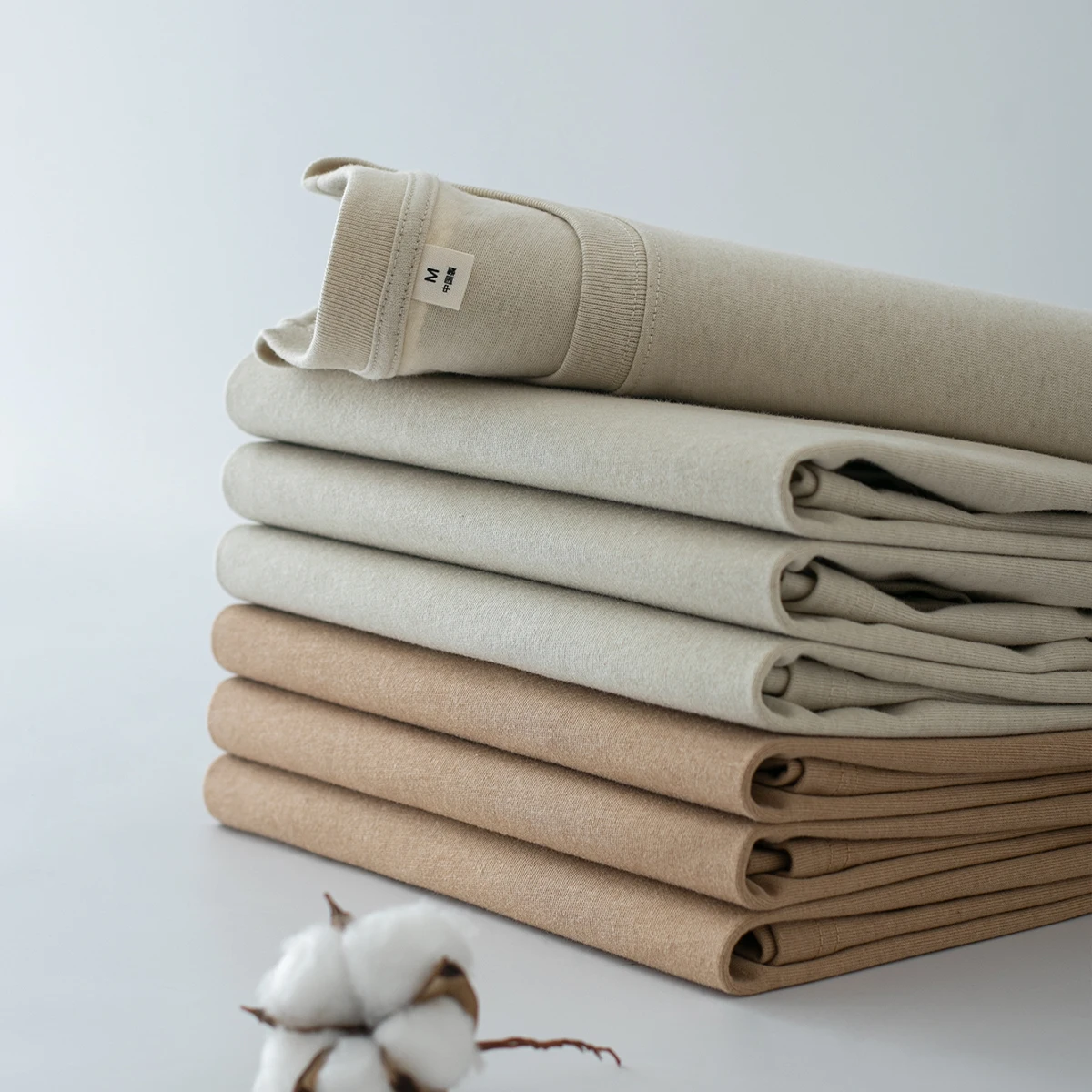 

2022 Summer New 100% Natural Colored Cotton Fabric T-shirt Men High Quality Solid Color Short Sleeve Tshirts Mens Brand Clothing