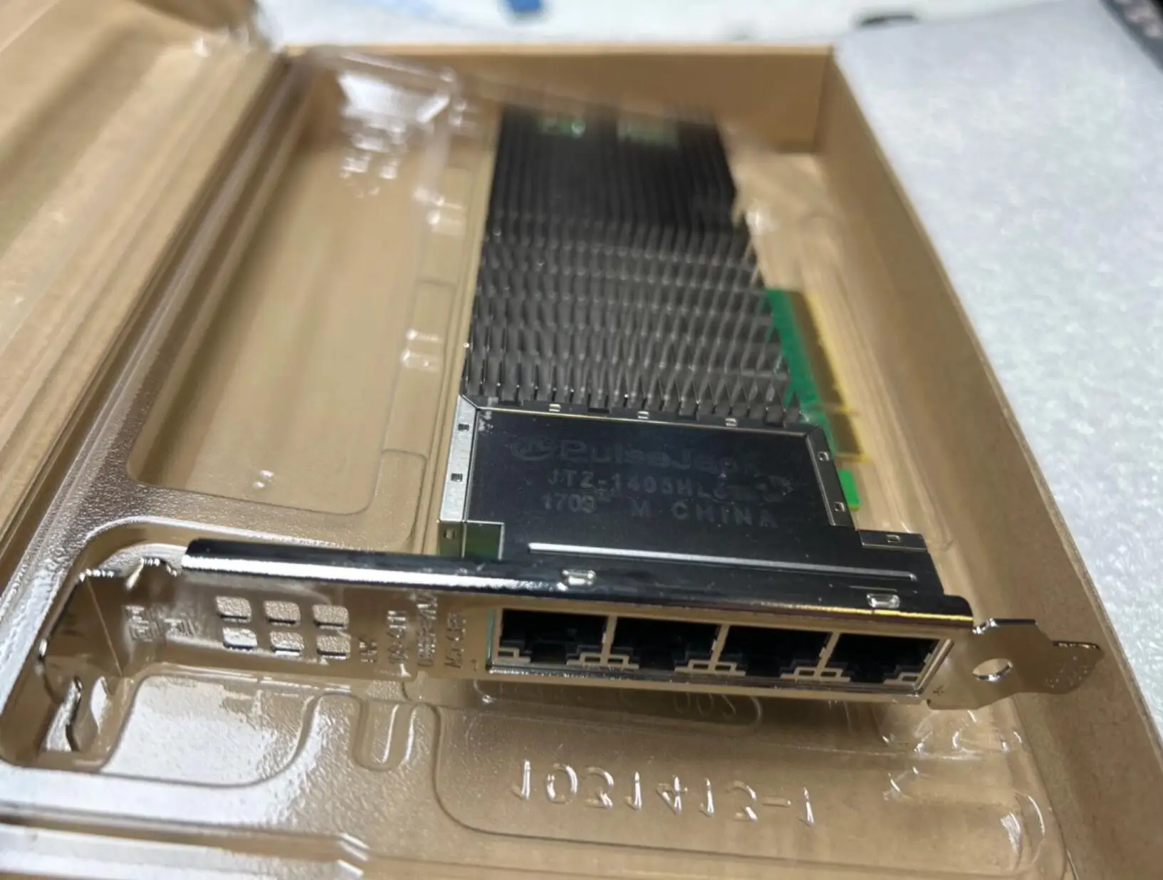 X710-T4 Ethernet конвертированный сетевой адаптер X710T4 X710T4BLK с 4 портами