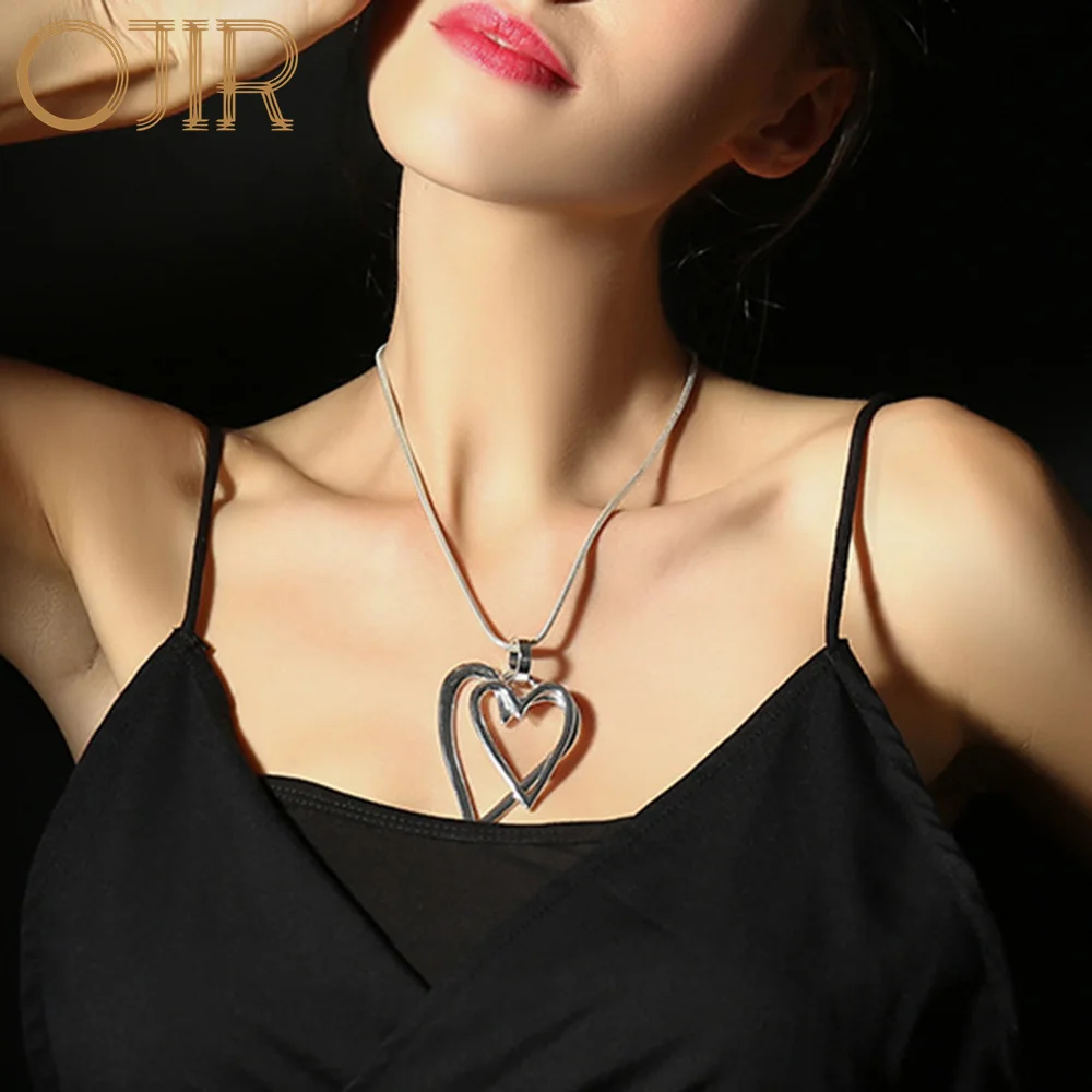 

Sweet Heart Chokers Necklace Chains On the Neck Decorative Jewelry for Women Kpop Long Suspension Goth Pendant Trending Products