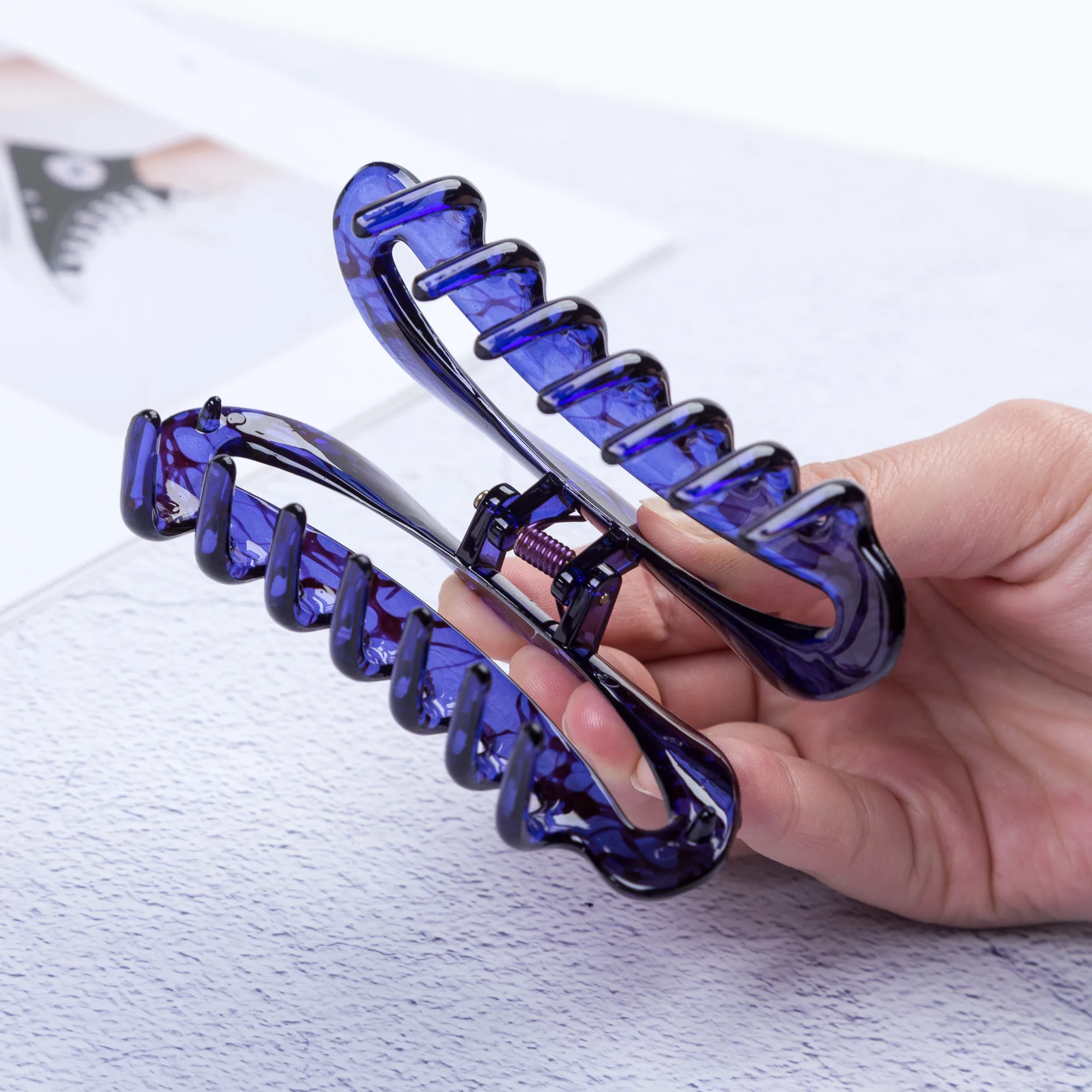 Заколка для волос с кристаллами 10 см