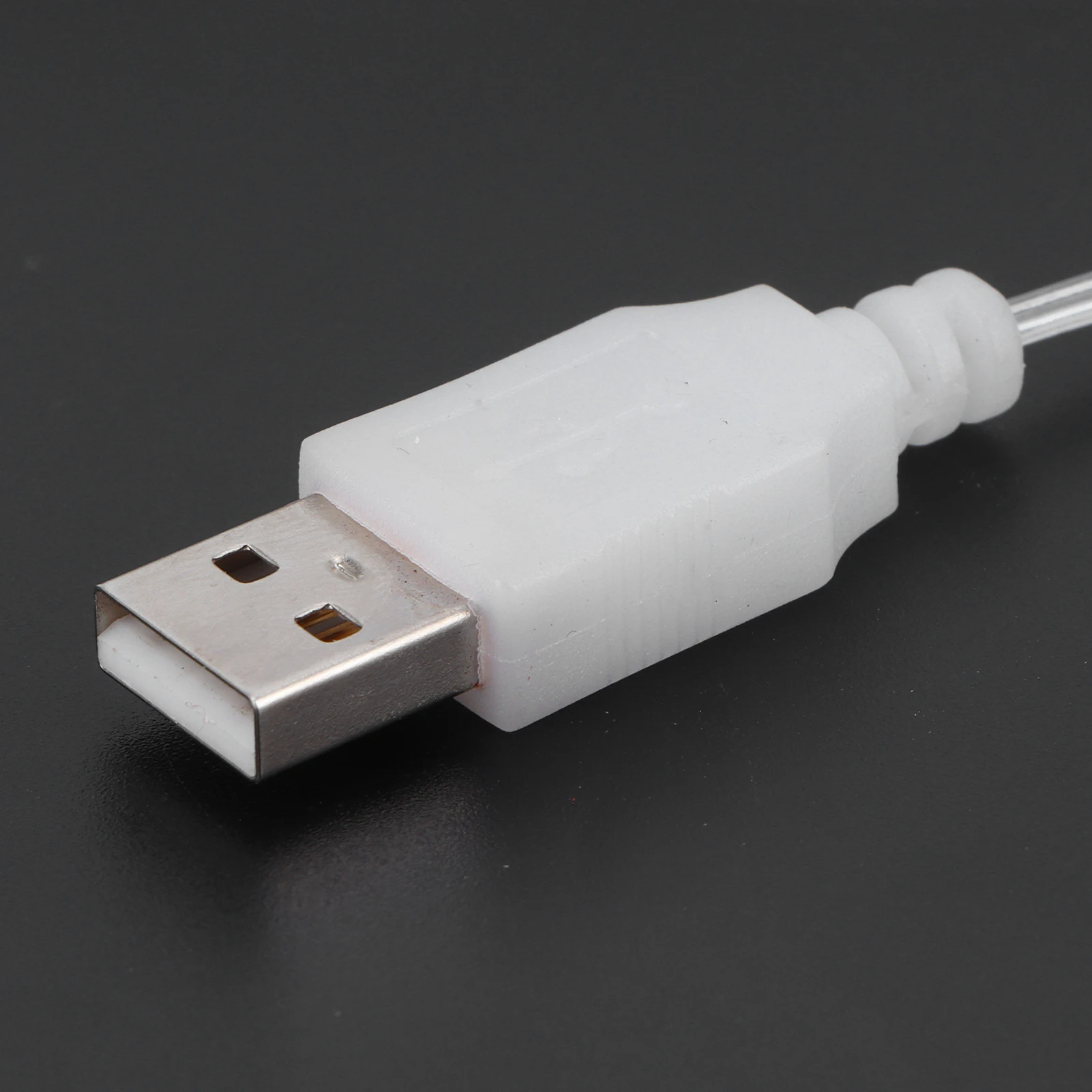 Рисунок 4 - 9 гирлянд с питанием от USB