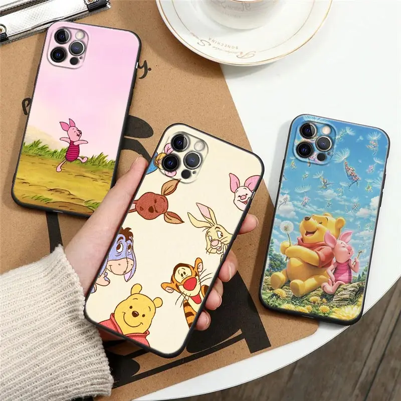 Фото Чехол для телефона с Винни-Пухом, Пиглетом и Тигром для iPhone 17, 16, 15, 14, 13, 12 Mini, 11 Pro Max, 16 Plus, 17 Pro, 17E, 17 Air, 16E, 7 №1