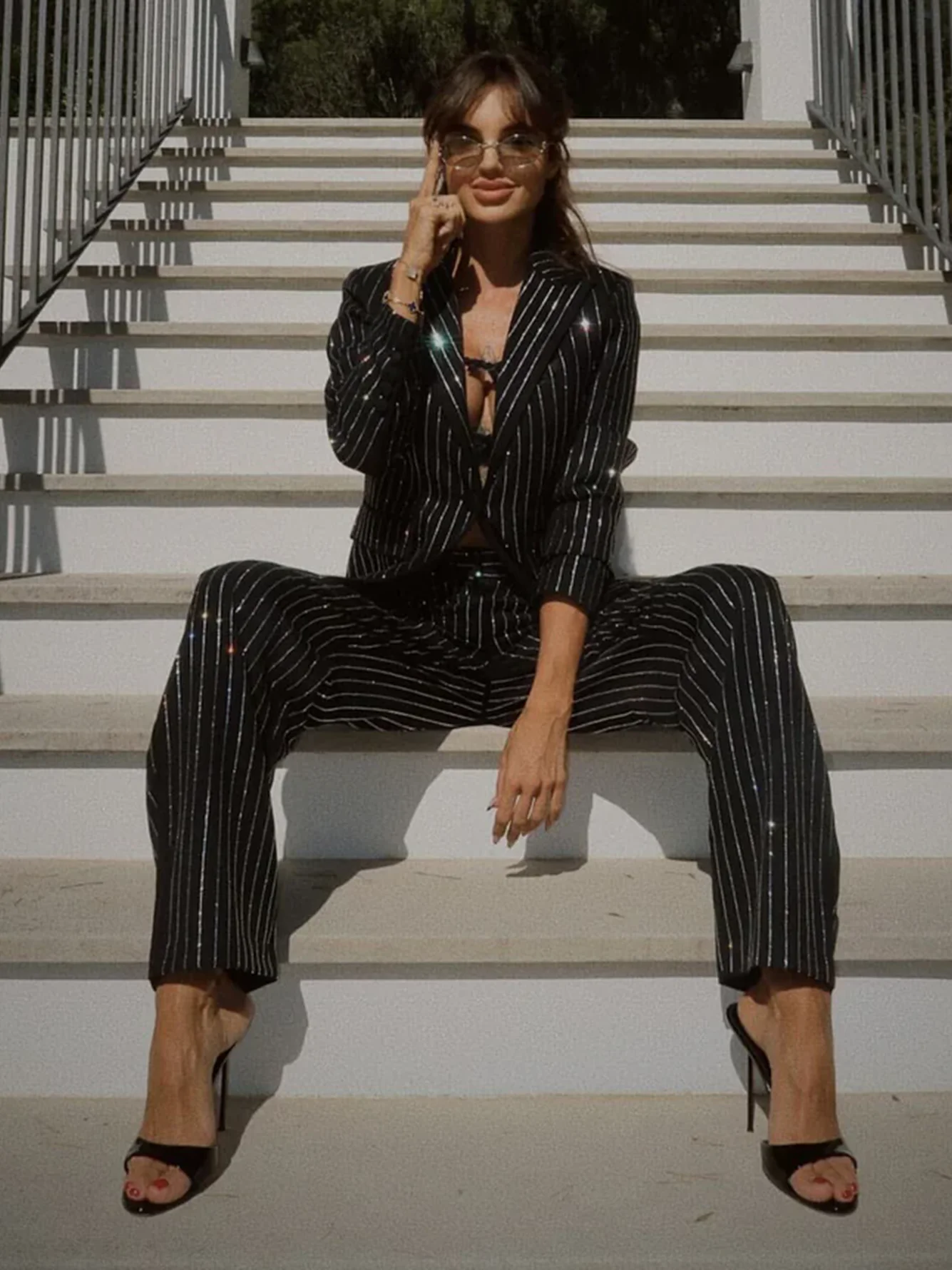 Высокое качество новинка 2024 модный свободный женский комплект с бриллиантами