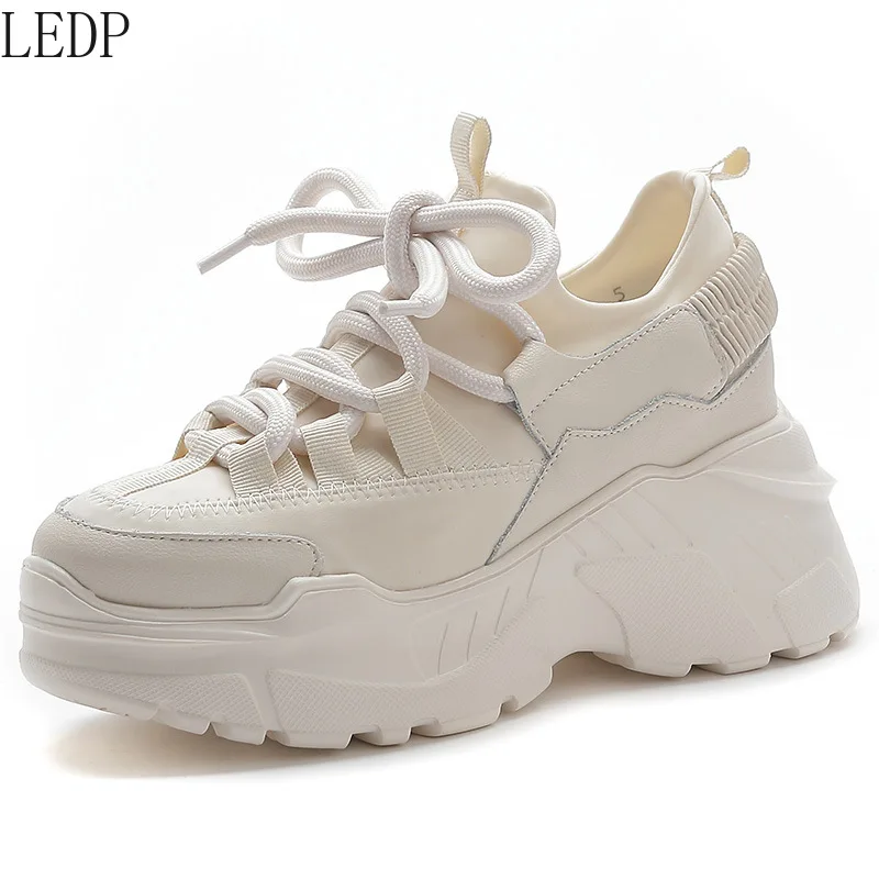 

2022 Spring/Summer New Sports Shoes Women's Height Increasing Insole Dad Shoes White Shoes Women