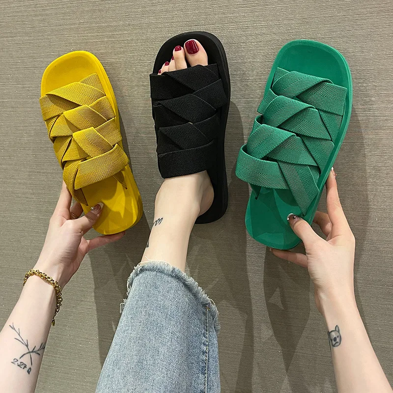

2022 New Summer Design Weave Square Toe flat slippers Quality Slippers Gladiator Beach casual Womens Fashion Sandal Slides Shoes