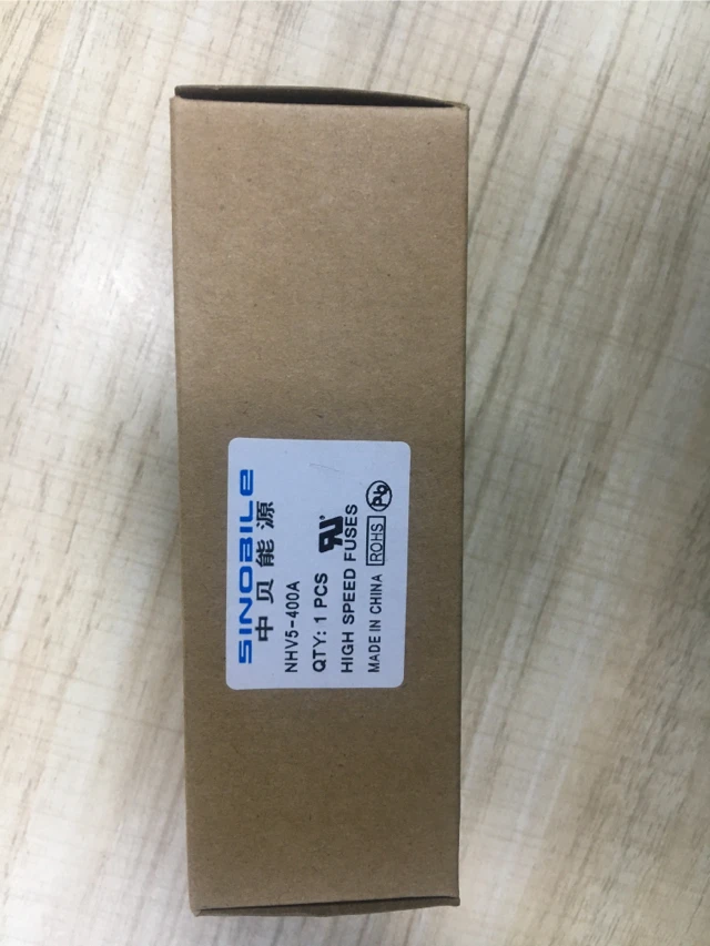 Предохранители: Φ 500V/Φ 700V/0EV2-25A 690V/1HEV-20A 1HEV-20B 250V