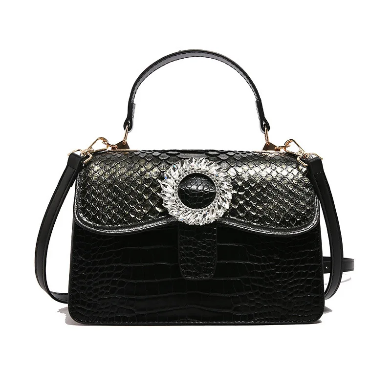 Женская сумка из змеиной кожи с узором под крокодила