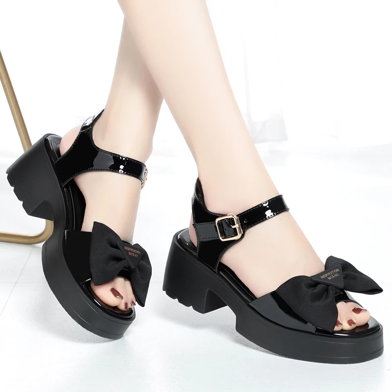 AIYUQI Girls Sandals 2023 Summer New Hollow Women's Sandals Mid Heel Fashion Bow Sandals Ladies