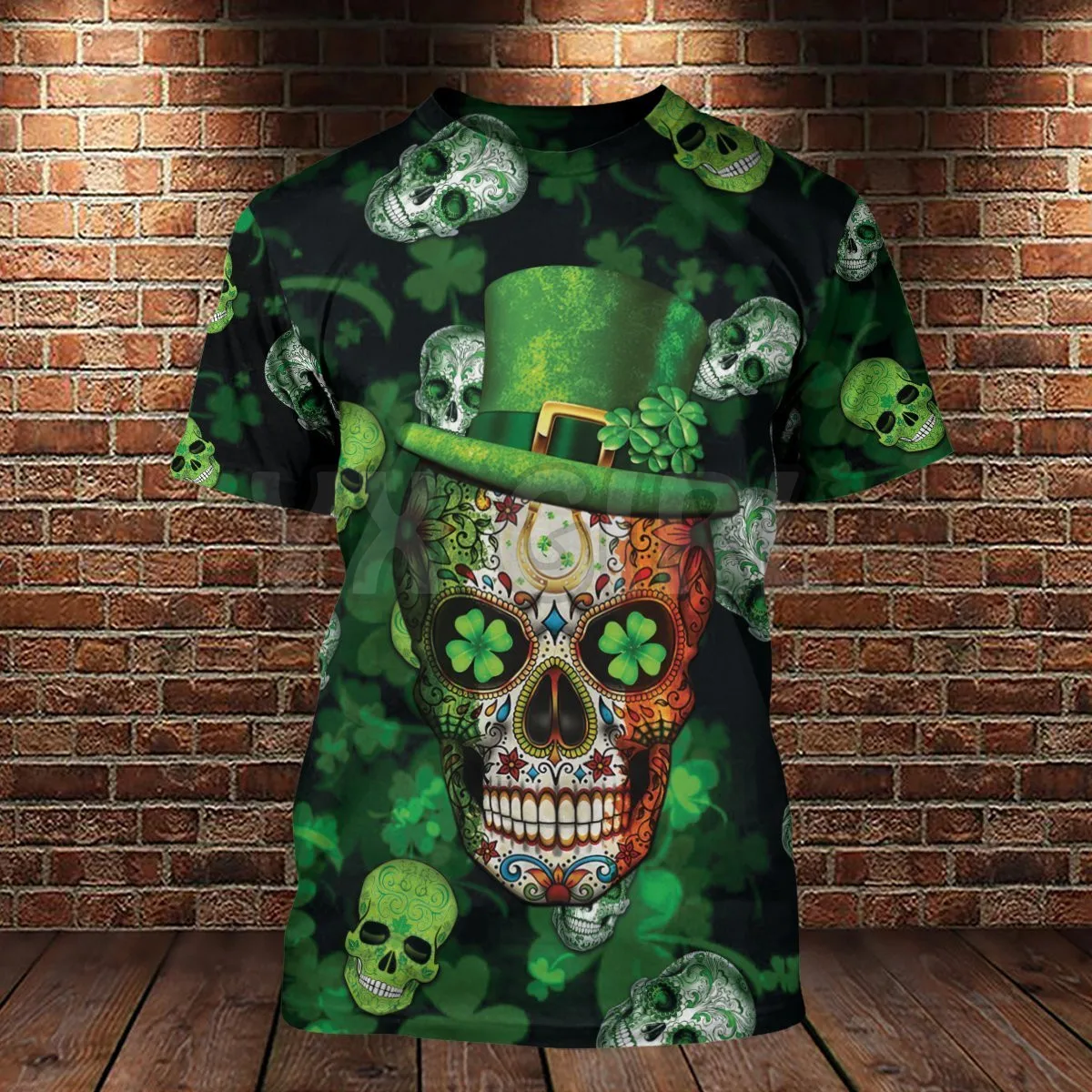 Лето 2022 футболки со скелетом обнимающей розочку девушкой мертвецами поцелуем