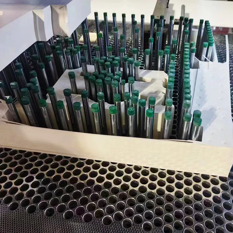 Автоматическая машина для демонтажа упаковки в мягких пакетах