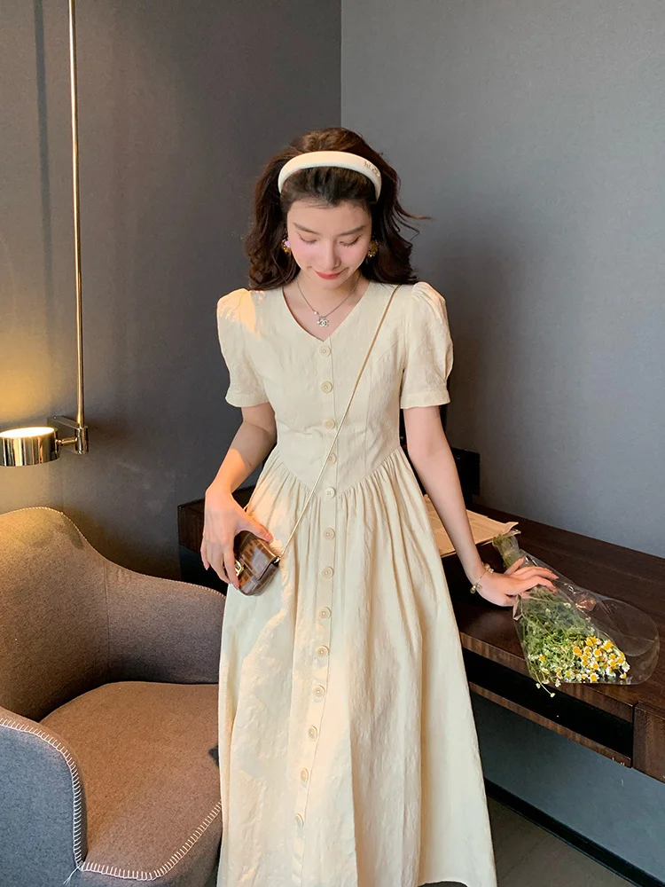 

Женская облегающая юбка с V-образным вырезом и рукавом-фонариком