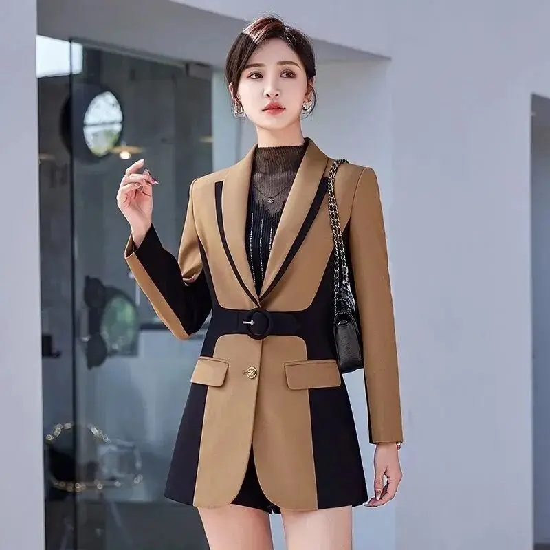 Рисунок 2 - Черный костюм, пальто