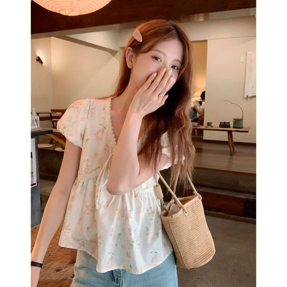 Льняная кружевная рубашка с цветочным принтом