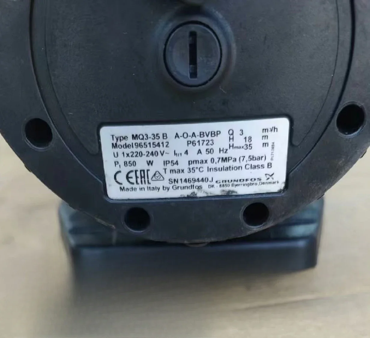 Для повышающего насоса Grundfos MQ3-35B 220-240 В 1 шт.