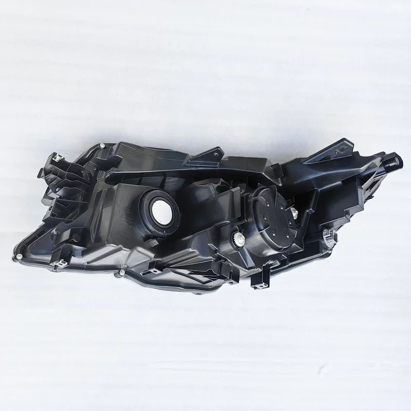 33150-TG7-A12 33100-TG7-A12 Автоаксессуары 4-проводная лампа головного света Автомобильная