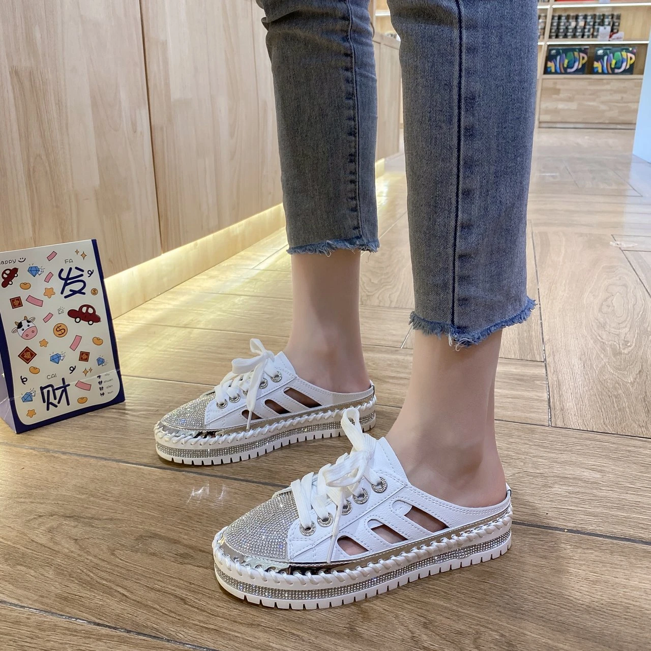2023 New Fashion Flat Platform Half Slippers Women Summer Couple Bling Mules Crystals Lace-up Shoes Slides Plus Size 41 42 43