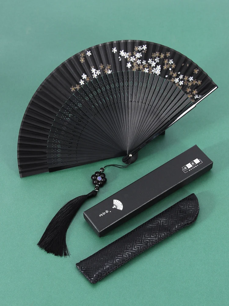 

Vintage Chinese Folding Fan Bamboo Silk Fan Hand-Held High Quality Party Fan Home Decoration Crafts