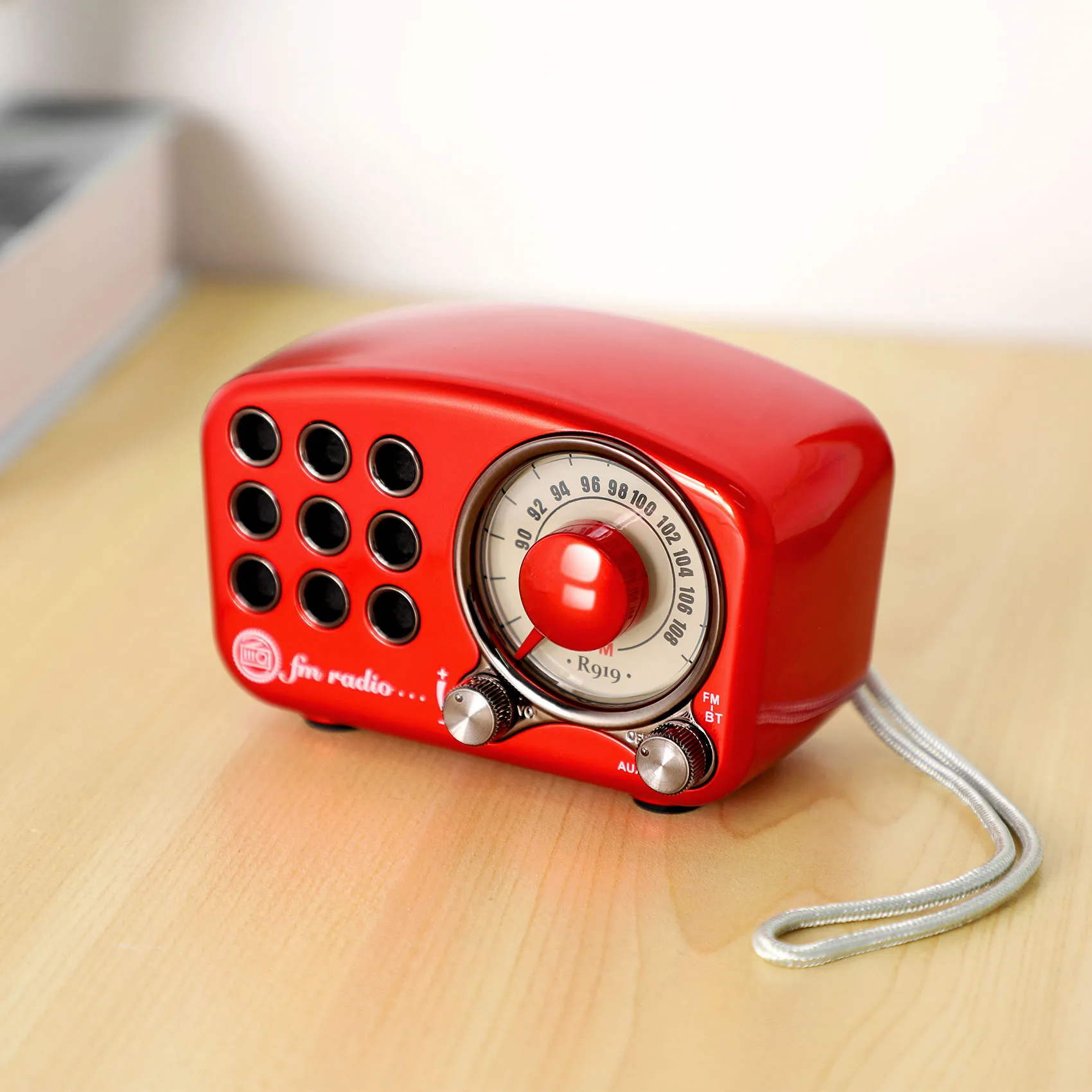 R919 Ретро-радио Bluetooth-динамик FM-радио со старомодным классическим стилем Bluetooth
