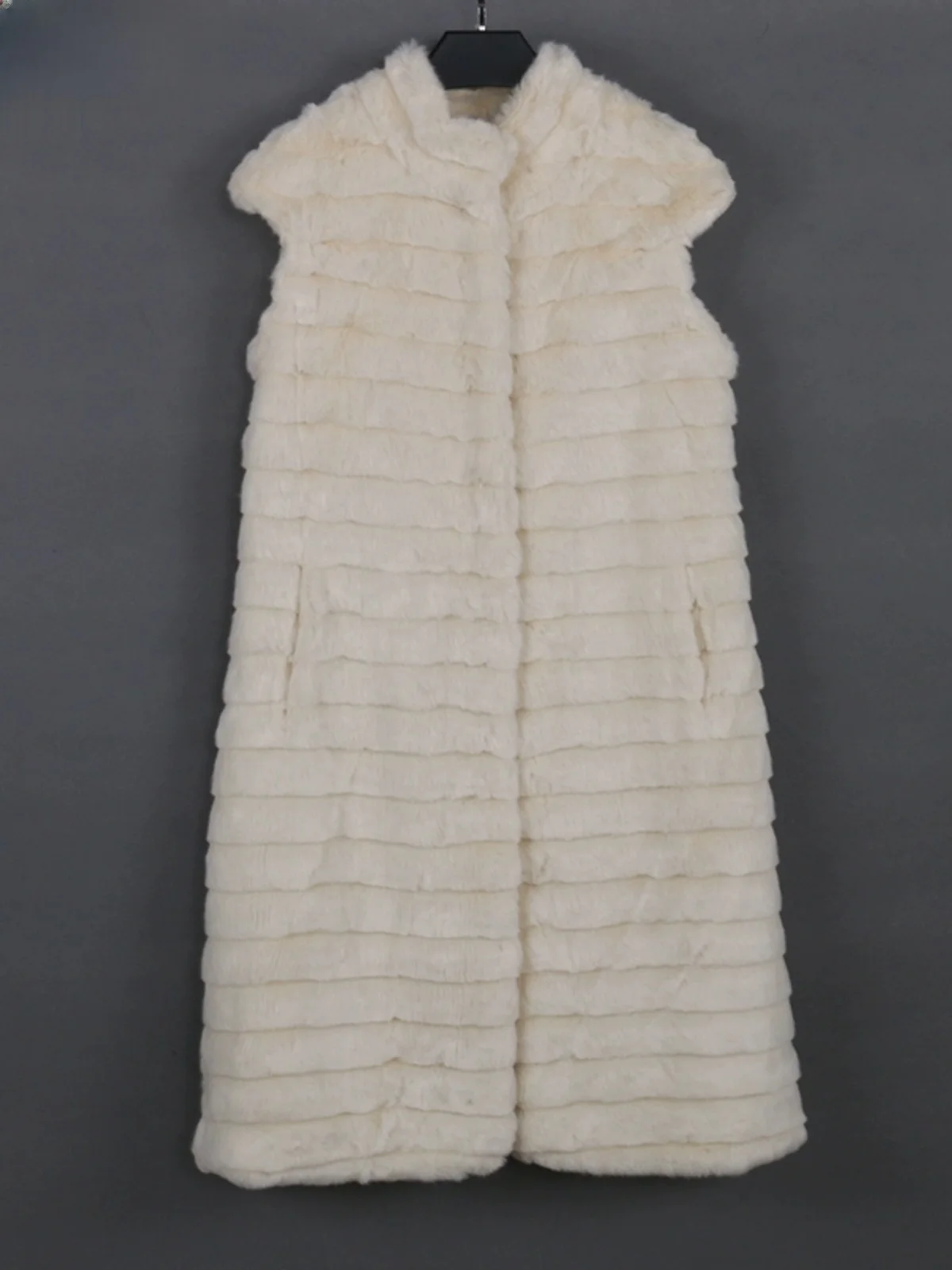 Nerazzurri горизонтальные полоски жилет из искусственного кроличьего меха женский