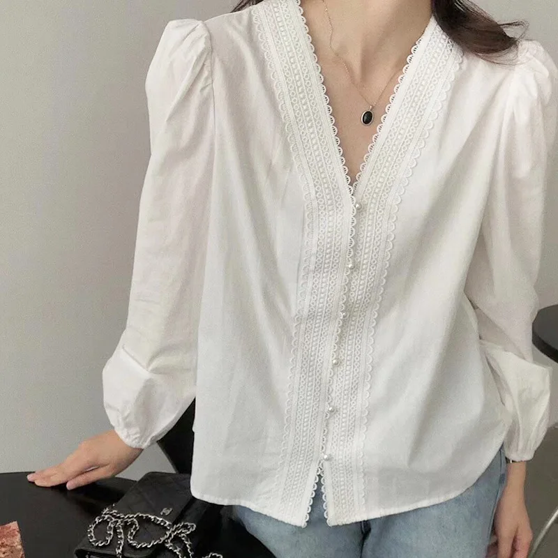 

Spring White Tops V-Neck Vintage Lantern Sleeve Blouse Women Hook Flower Hollow Beading Lace Shirts Woman Blusa Feminina 25846