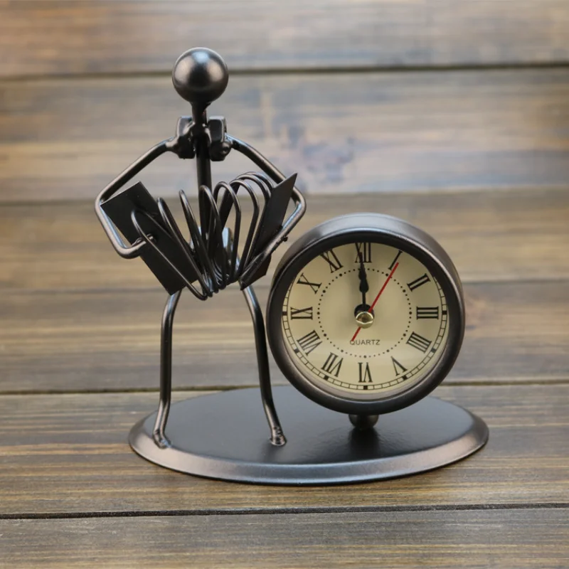 

Creative iron stainless steel small desk clock iron retro personality clock boutique gift birthday gift