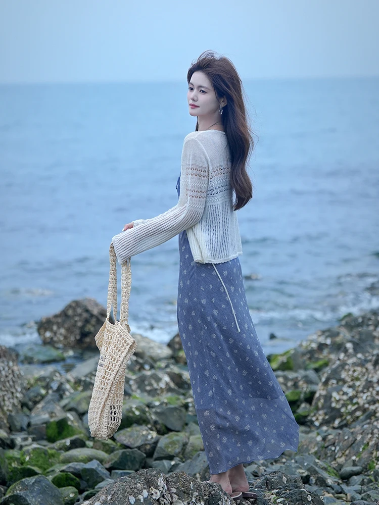 Сливовое приготовленное [летняя ночь] платье на бретельках с цветочным принтом