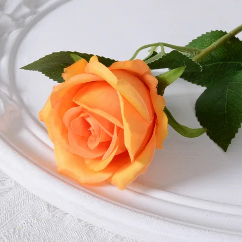 Одиночная искусственная Шелковая Роза для украшения дома, искусственная красная роза, подарки на день Святого Валентина, свадебная Аранда, 1 голова