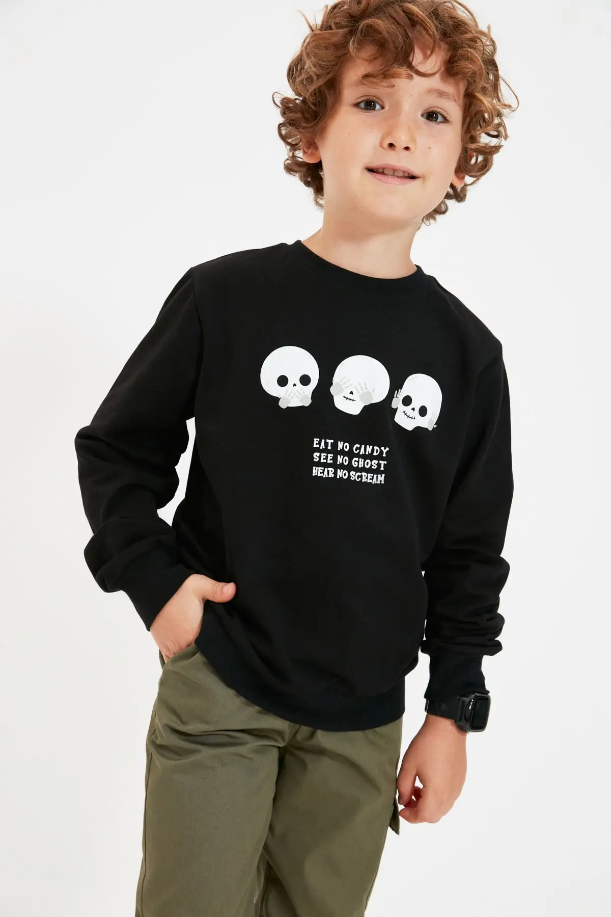 

Trendyol Halloween Printed Male Child Knitted Thin Sweatshirts TKDAW22SW2034