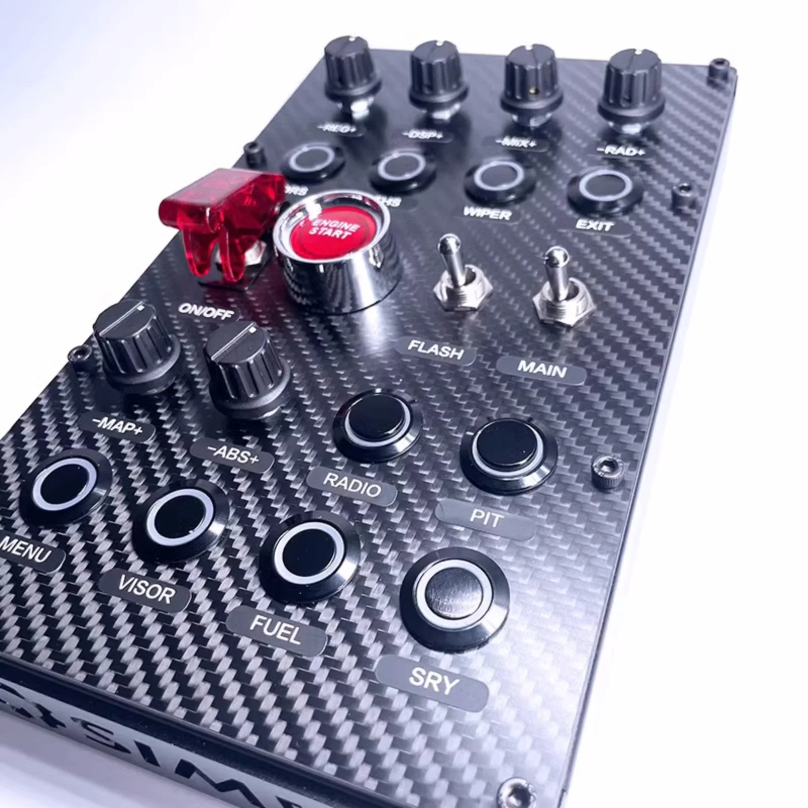 SIMDT имитирует центральный блок управления гоночным автомобилем концентратор