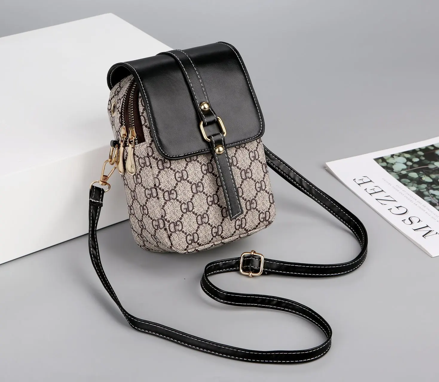 

Women's Summer European And American Mobile Phone Messenger Bag 2022 New Summer Mini Bag Coin Purse Shoulder Bag