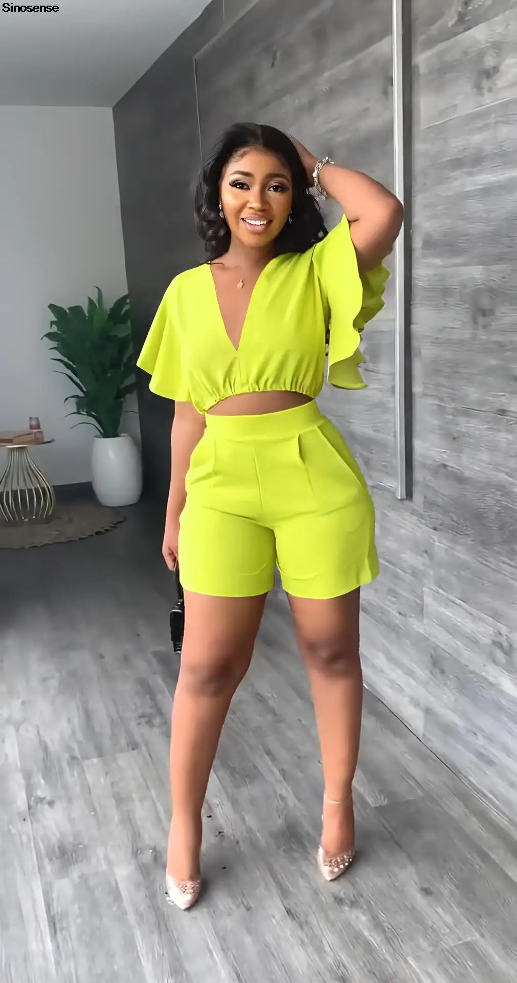 

Women's Summer Two 2 Piece Outfits Active Tracksuit Short Sets Sexy Deep V Neck Ruffle Short Sleeve Crop Top Shorts Set Clubwear