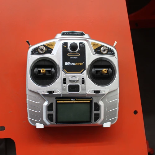 Рисунок 5 - Дешевая садовая электрическая газонокосилка