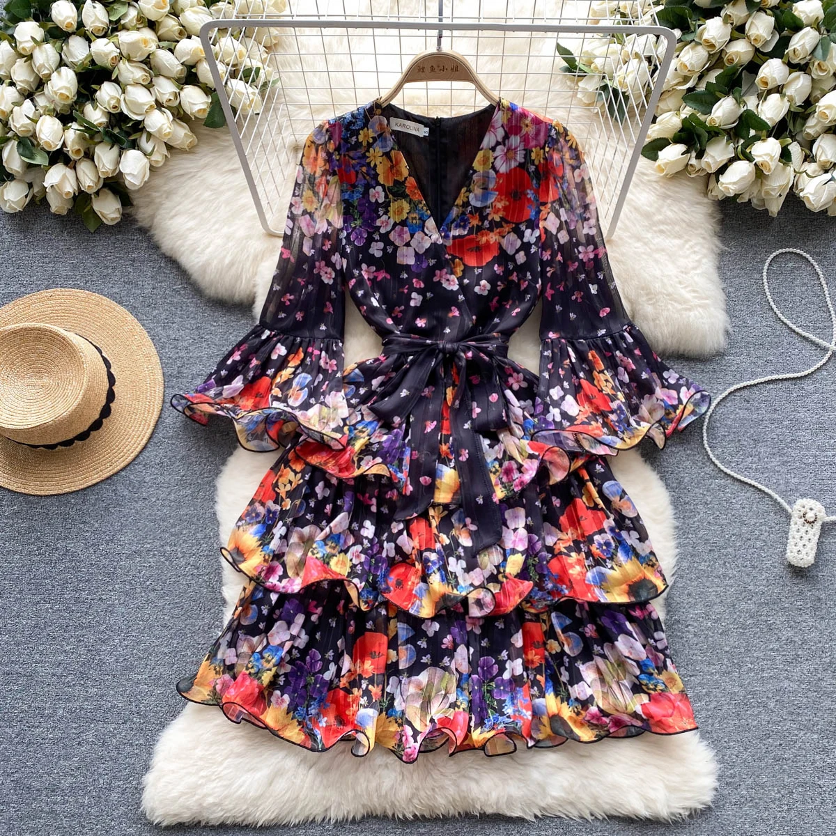 

Summer Women Cascading Ruffles Cake Dress Runway Women's V-Neck Flare Sleeve Flower Printed Sashes Holiday Party Dress Vestidos