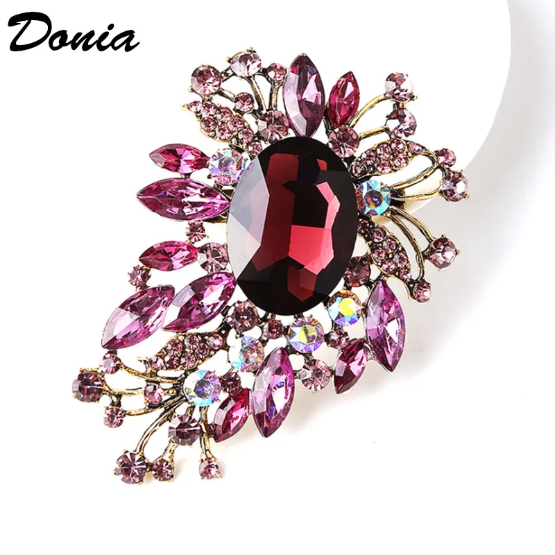 

Donia Jewelry European and American Fashion Selling Custom Large Glass Brooch Christmas Flower Accessories.