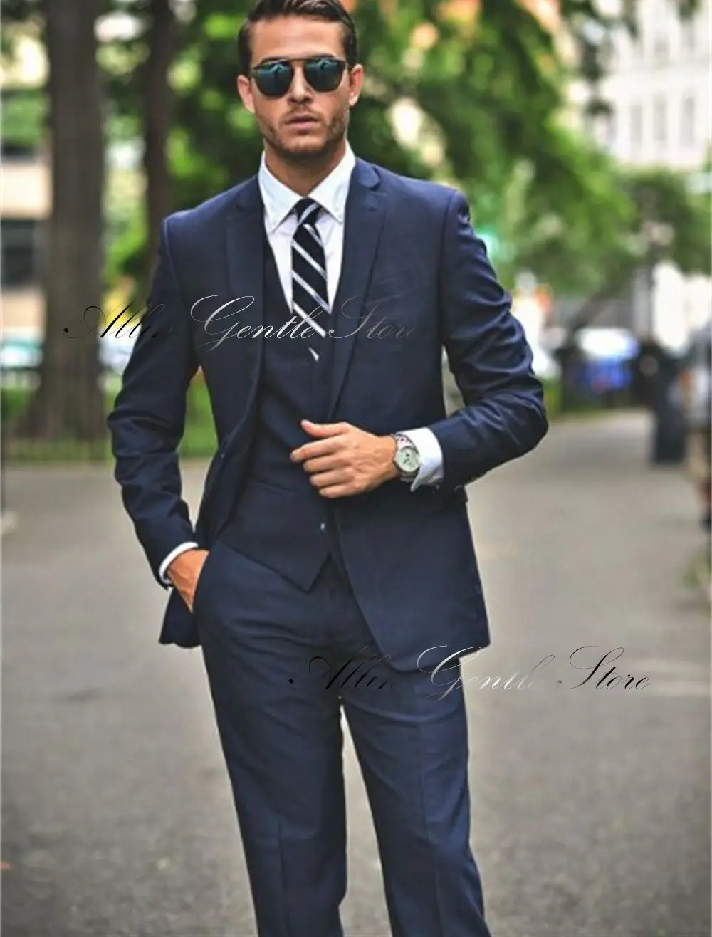 

3 Pieces Tailor Made Dark Blue Men Suit Set Business Outfits Customize Wedding Party Tuxedos (Jacket+Vest+Trousers)