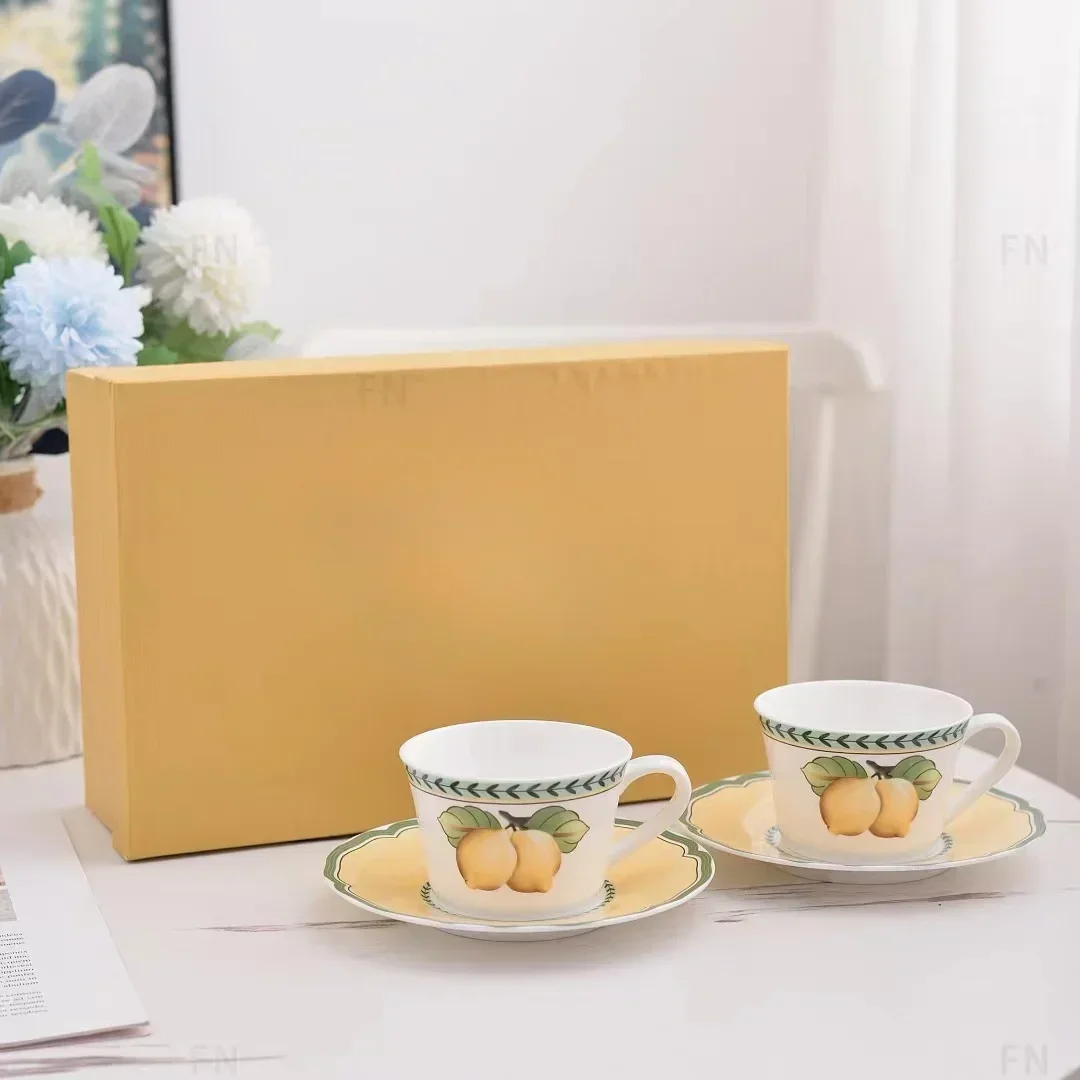 Винтажная иллюстрация в виде дома Западная кухня венчик для стейков китайский