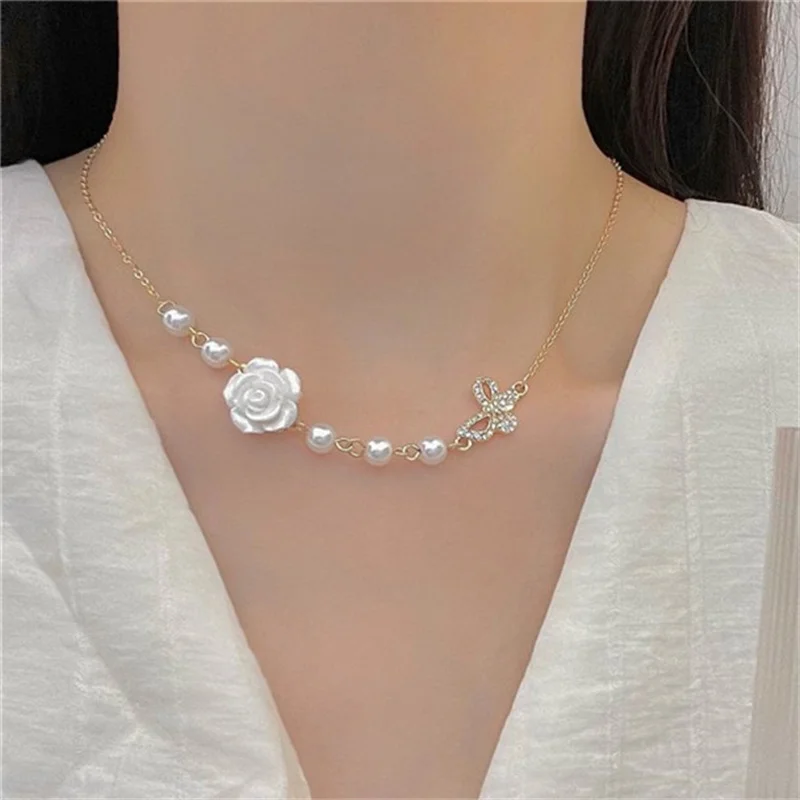 

Fashion White Flower Necklace For Women Pearl Crystal Butterfly Choker Necklace Rose Elegant Party Jewelry Accessories