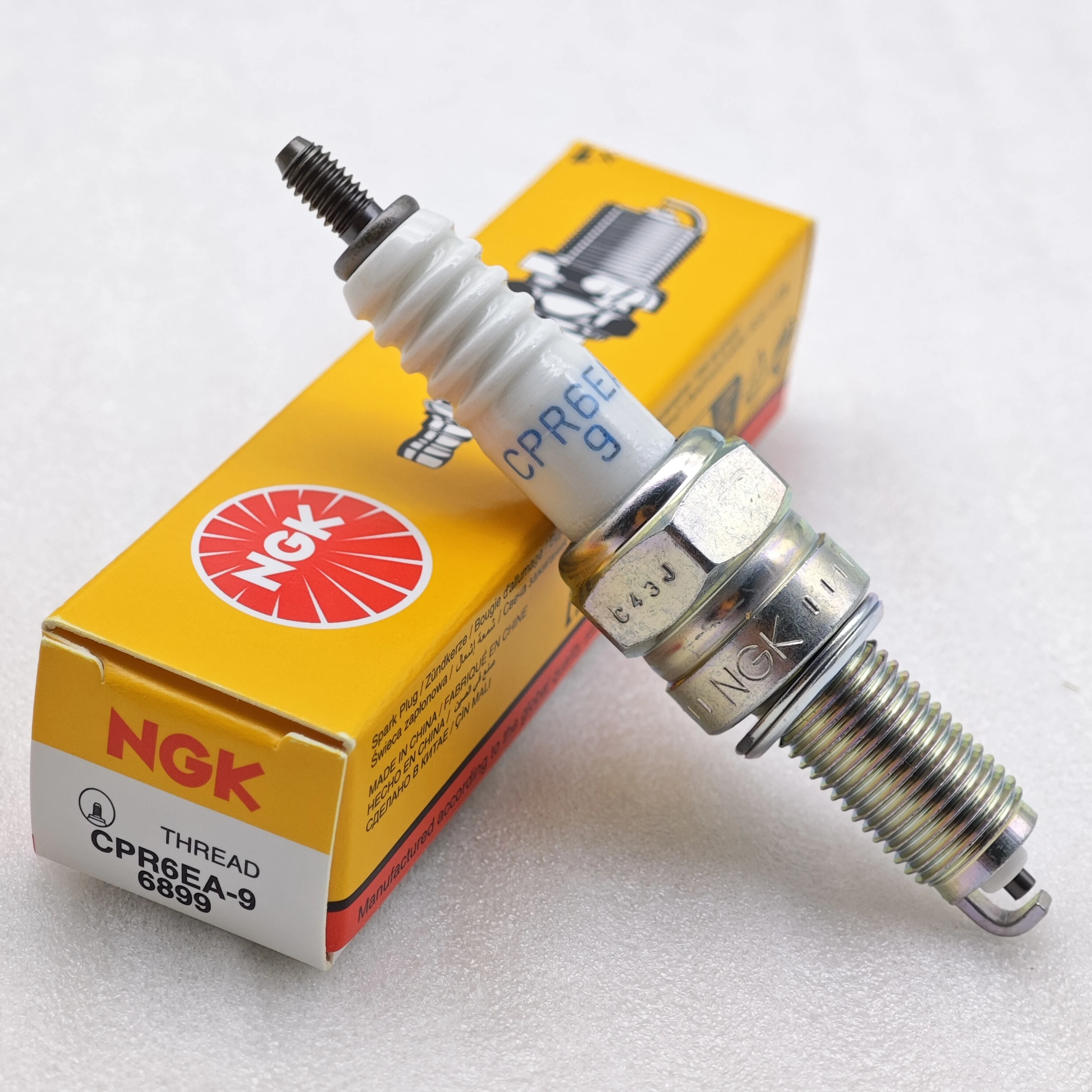 

Оригинальная свеча зажигания для мотоцикла NGK CPR6EA-9 CPR6EAIX-9S CPR6EDX-9S