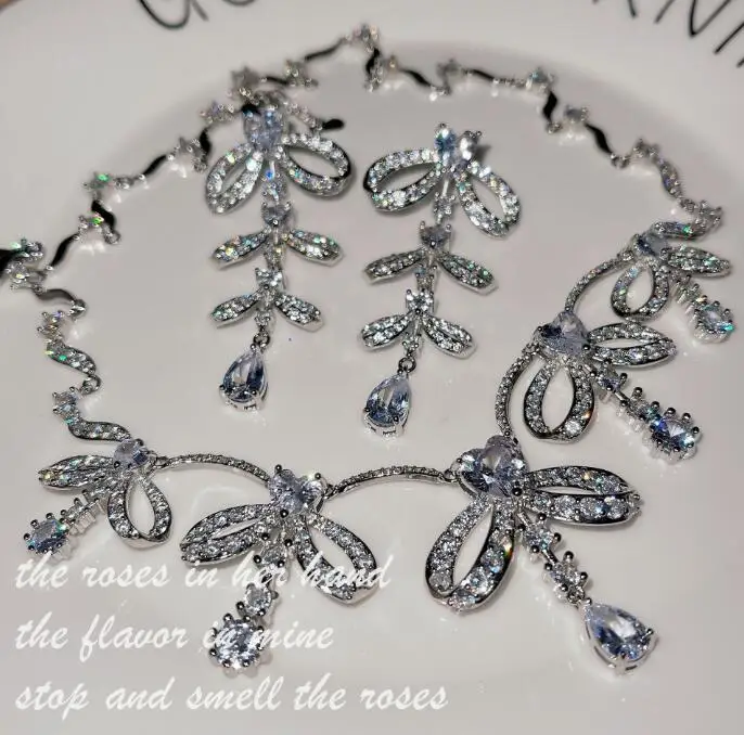 

New designer retro bow water drop choker luxury necklace flashing zircon women luxurious jewelry set