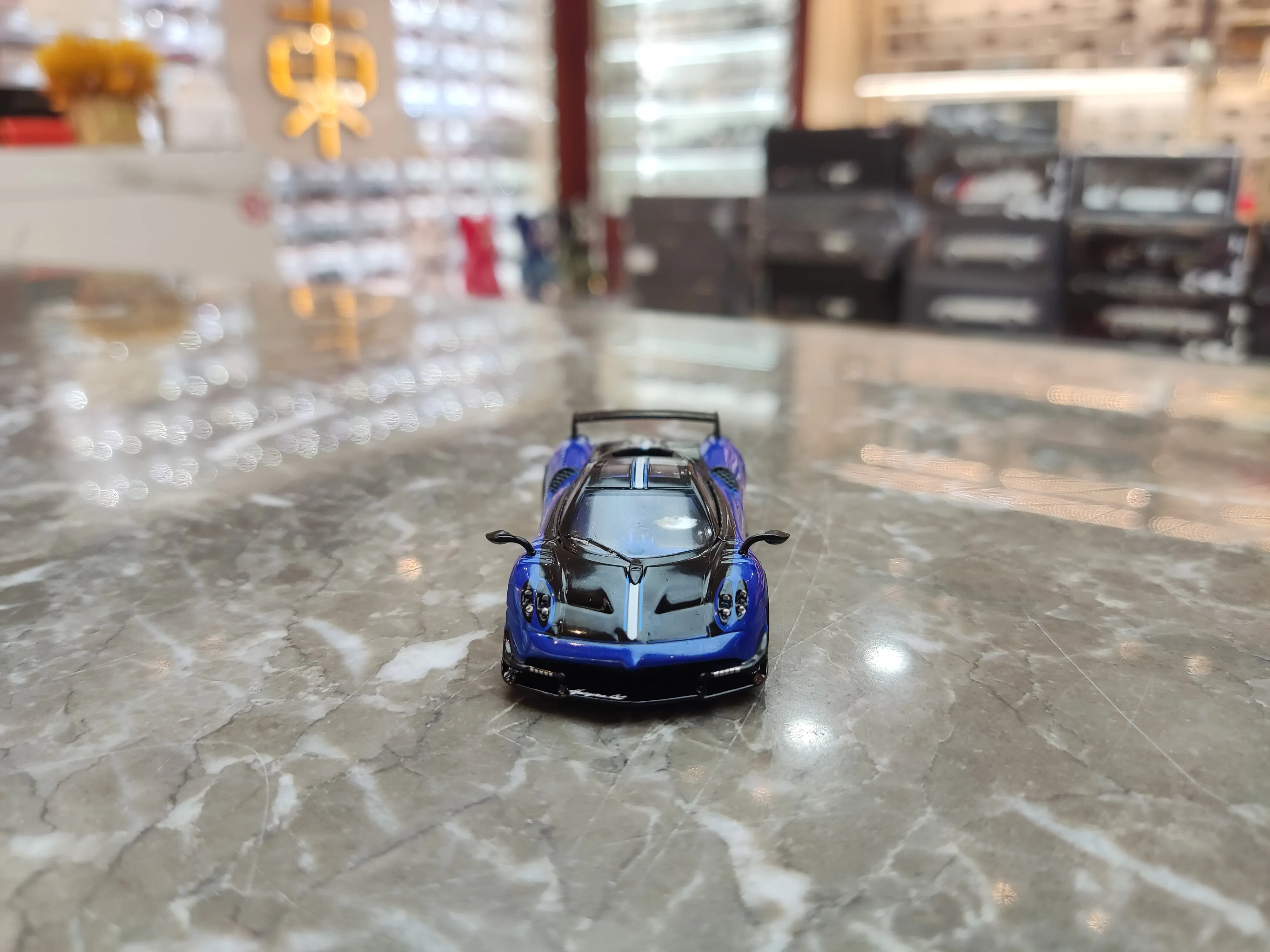 

[Изобретательность] Tarmac работает TW 1:64 Huayra Pagani Huaya BC версия из сплава Модель автомобиля коллекция декоративный подарок