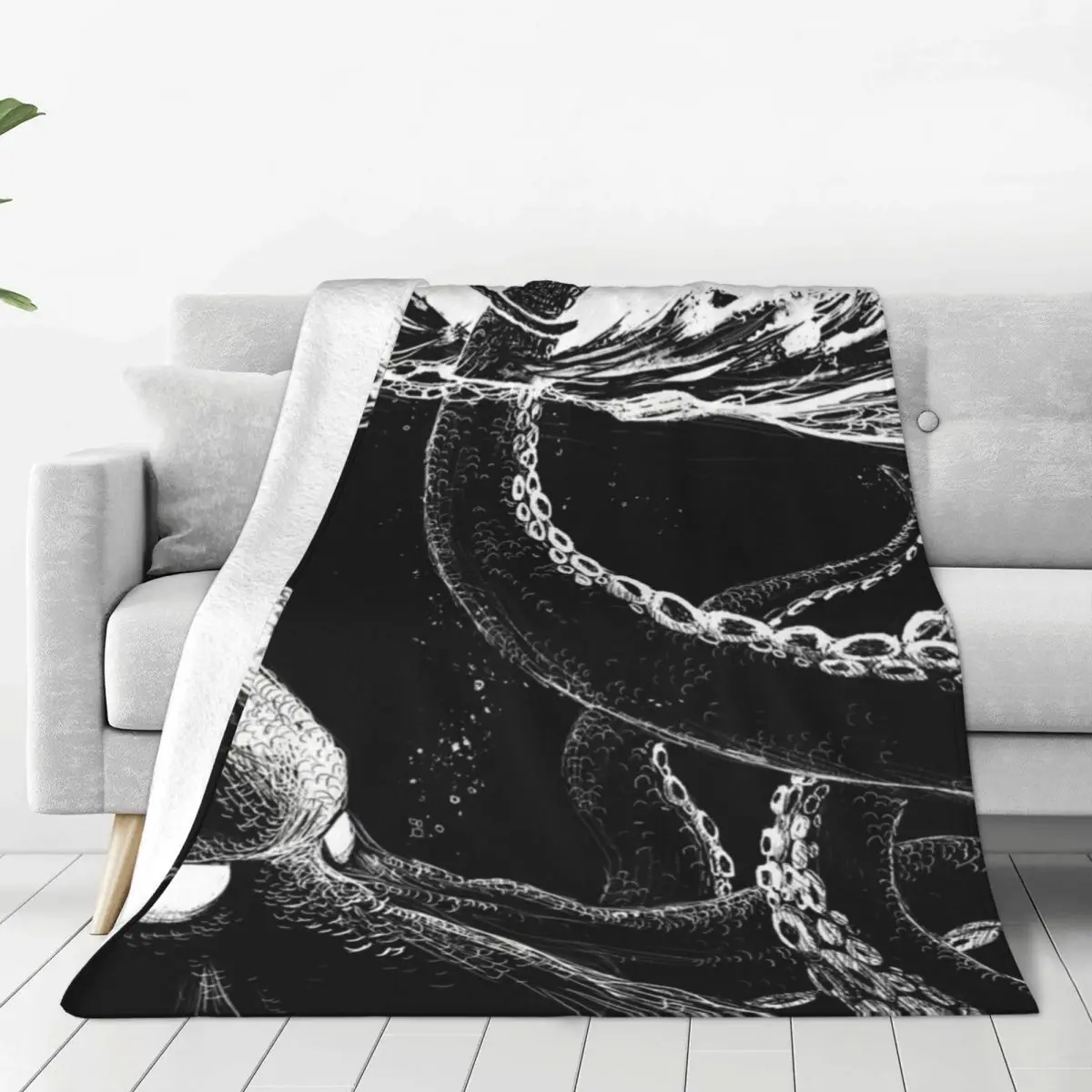 

Tentacles Kraken Rules The Sea Flannel Blankets horror anime Vintage Throw Blankets for Sofa Bedding Lounge 200x150cm Bedspreads